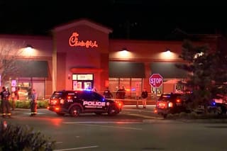 Un muerto y seis heridos en tiroteo en restaurante Chick-fil-A en Nueva Jersey, reporta la policía