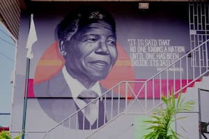 Mandela, un mito que en su país comienza  a resquebrajarse