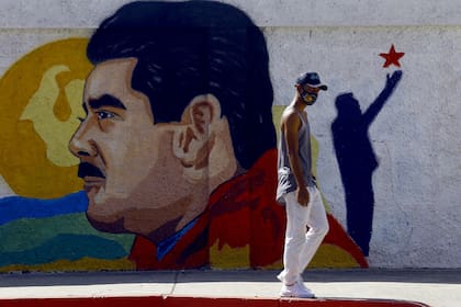 Un mural de Nicolás Maduro en Caracas