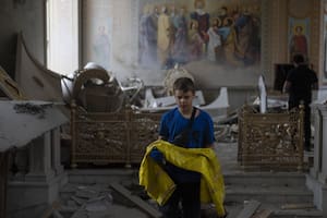 Un nuevo ataque ruso en Odessa deja un muerto, decenas de heridos y graves daños en una catedral