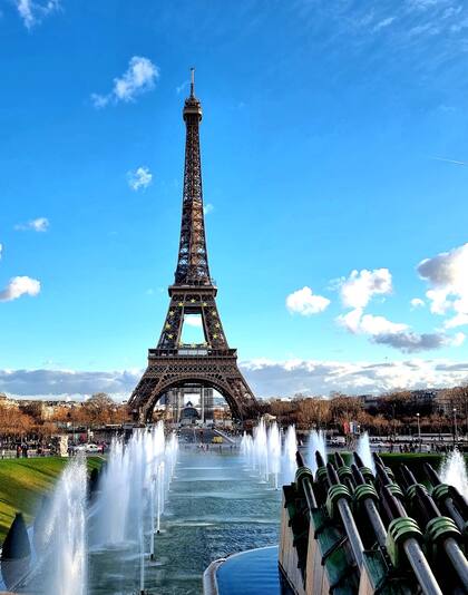 Un nuevo destino: París.