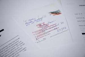 Decían no ser cercanos a Epstein, pero ahora las pruebas dicen todo lo contrario