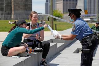 Caminatas y picnics. ¿Cuál es el riesgo de contagio al aire libre?