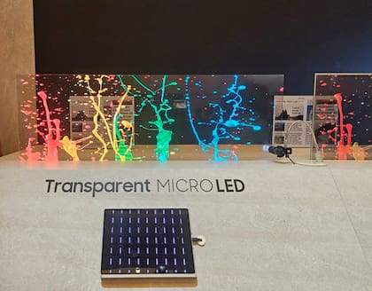 Un panel MicroLED transparente de Samsung