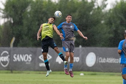 Un par de partidos amistosos de pretemporada con Belgrano, uno de los rivales que tendrá Estudiantes, de Río Cuarto, en la Zona B del torneo Apertura