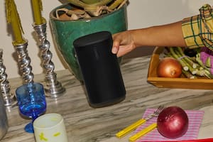 Sonos Play y Era 100 SL: el gigante del audio se renueva con parlantes portátiles