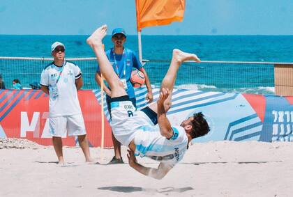 Un partido de fútbol playa de Argentina, en las Macabeadas 2022