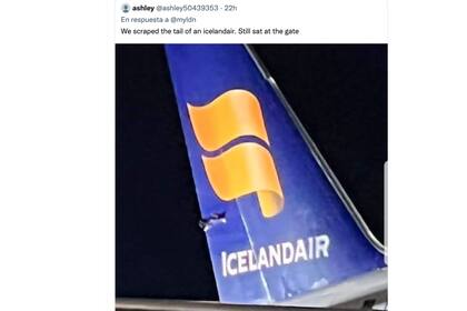 Un pasajero mostró en una foto el daño visible en el ala del avión de Icelandair