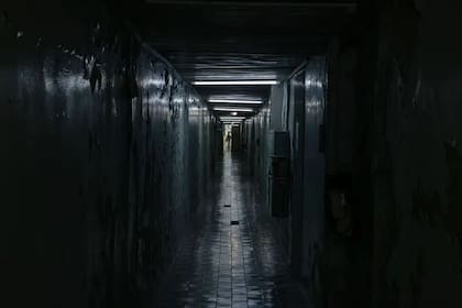 Un pasillo dentro de la central nuclear de Chernóbil