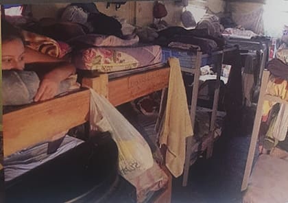 Un penal viejo y sobrepoblado... donde fue tratada como reina: las demás presas recibieron a Moria como una auténtica One