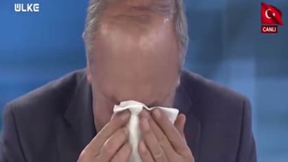 Un periodista se puso a llorar al aire mientras hablaba del dolor de los nenes en Siria