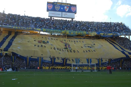 Un pizzero es el emblema de la principal bandera de La 12.