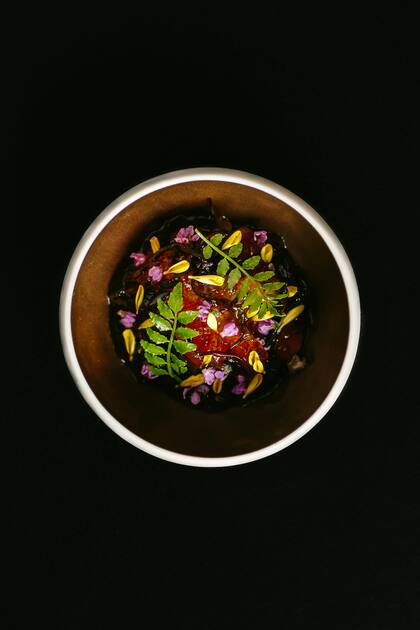 Un plato con abalon de mar