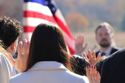 Un proceso especial permite obtener la tarjeta de residente sin necesidad de patrocinio