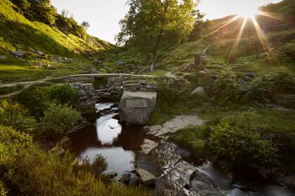 Un puente de piedra en el llamado "camino de las Brontë", cerca de la casa de las hermanas en Haworth