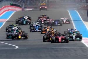 Los asientos libres para 2023 en la Fórmula 1, una saga de enredos, millones y vetos