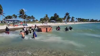 Un reciente desembarco de "balseros" cubanos en las costas de Florida