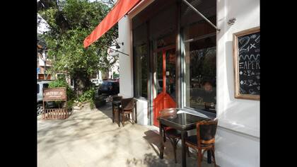 Las Damas, un remanso de paz y buen sabor en Chacarita