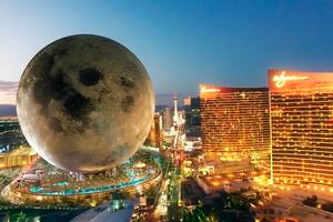 Un render del resort que será construido con la forma de la Luna en Las Vegas