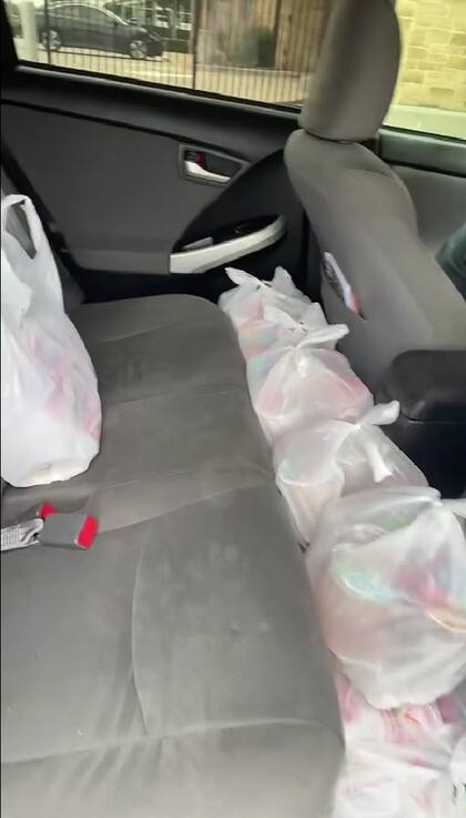 Un repartidor de Uber Eats debió entregar 88 bebidas por la cual recibió una generosa propina en Dallas, Texas