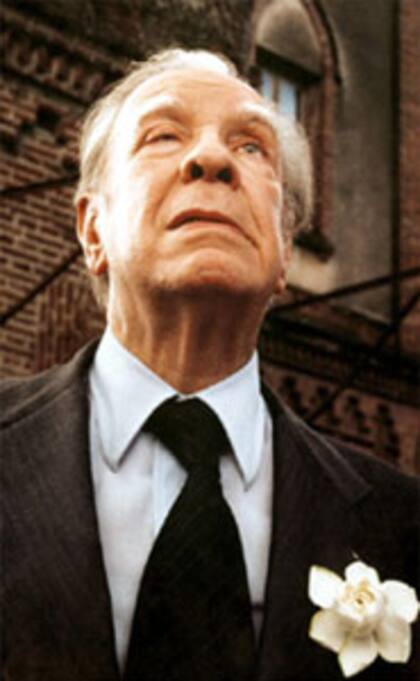 Emblemático retrato de Jorge Luis Borges en Adrogué, realizado por Julie Méndez Ezcurra