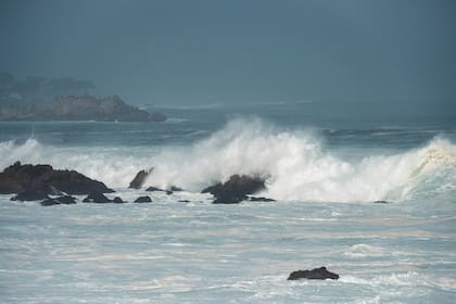 Un río atmosférico es una franja larga y estrecha en la atmósfera que transporta vapor de agua