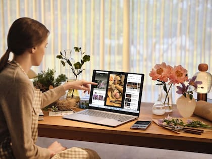 Un Samsung Galaxy Book4 Edge, con un chip Qualcomm Snapdragon X Elite, una versión mejorada del procesador que usan sus celulares más poderosos