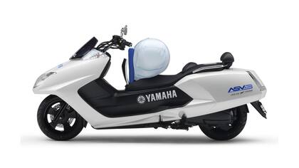 Un scooter de Yamaha con airbag, anunciado en 2006