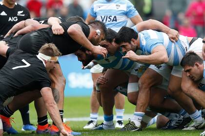 Un scrum temible: el de los All Blacks