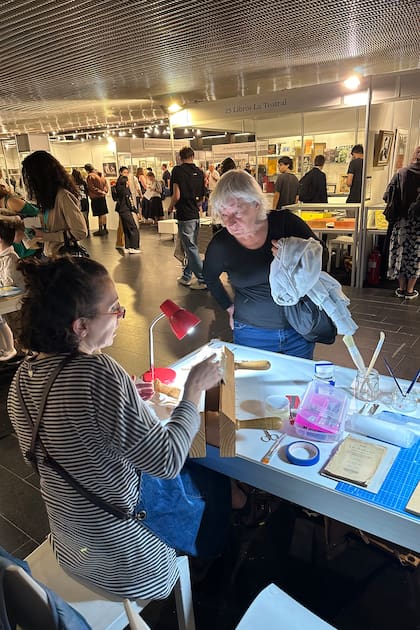 Un sector de la Plaza Seca estará destinado a talleres de encuadernación, restauración, impresión tipográfica y fabricación de papeles artesanales