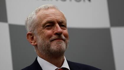 Un sonriente Jeremy Corbyn, desde Islington, donde tenía su cuartel general