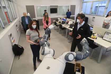 Un taller de robótica recién inaugurado en La Escuela Técnica N°6, de San Nicolás
