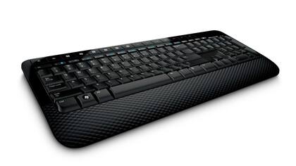 Un teclado de Microsoft de la serie 2000