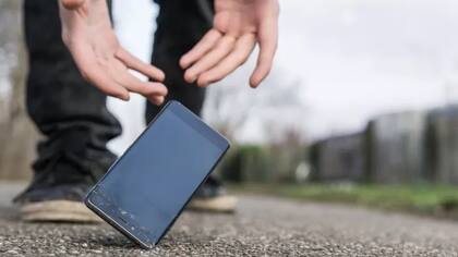 Un teléfono se puede dañar, romper o ser robado. Pero la información puede permanecer segura si se toman precauciones