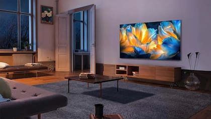 Un televisor TCL QD MiniLED 98 C6K de 98 pulgadas