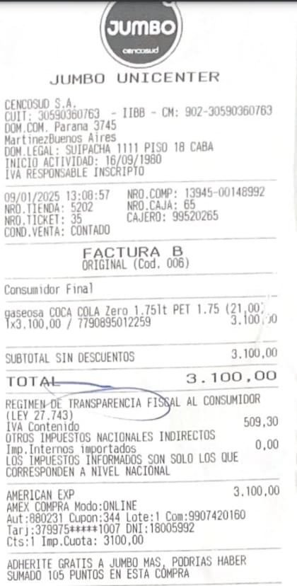 Un ticket de Jumbo, con el Régimen de Transparencia Fiscal al Consumidor, detalla los impuestos que se pagan