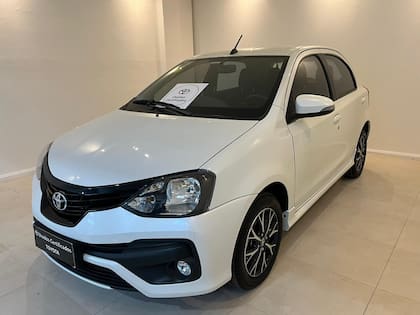 un Toyota Etios certificado como usado