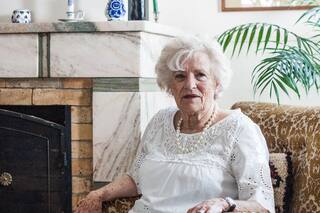 La fascinante vida de la cónsul de los Países Bajos que reside en la pequeña Holanda bonaerense