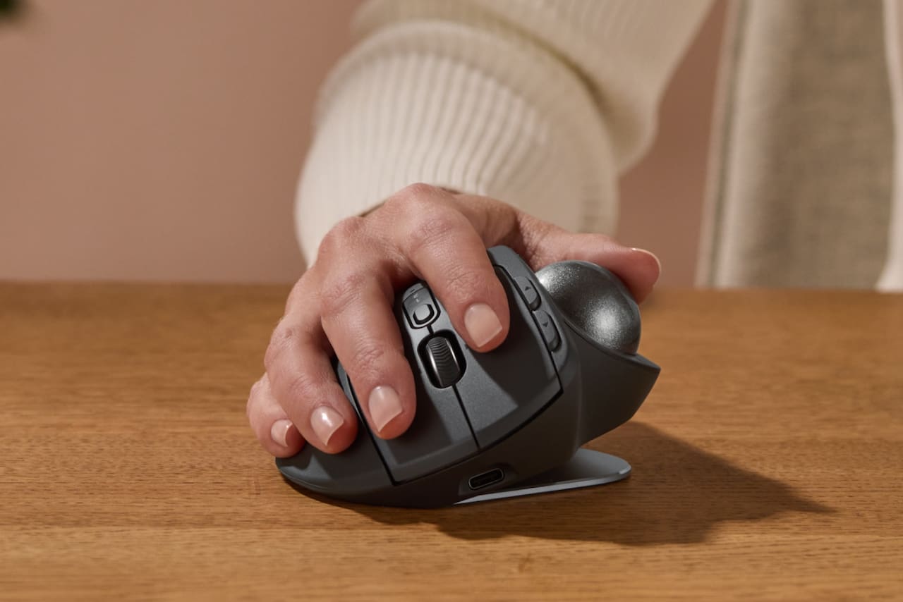 Combo Logitech Teclado ERGO K860 + Mouse ERGO S Advanced TrackBall Wireless Black
