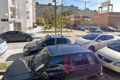 Un tramo de la calle teniente primero Roberto Estévez, en Villa Lugano, que rinde homenaje a un oficial misionero caído en la batalla de Pradera del Ganso