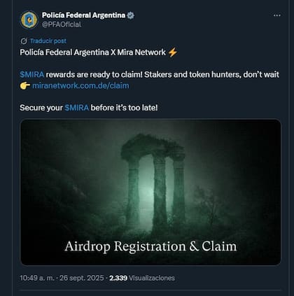 Un tuit promocionando una plataforma cripto desde la cuenta de la Policía Federal Argentina