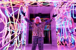 Ahora creó un portal luminoso para ingresar al Museo de Artes Decorativas de Madrid