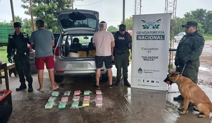 Un uruguayo y un brasilero, detenidos por transportar cocaína oculta en un tanque de combustible.