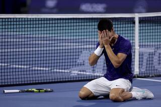 Quiso tatuarse el nombre de su ídolo Carlos Alcaraz, pero en el apuro algo salió mal