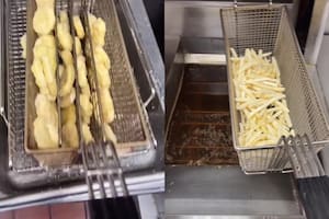 Empleado muestra cómo se preparan los nuggets y las papas fritas y se vuelve viral