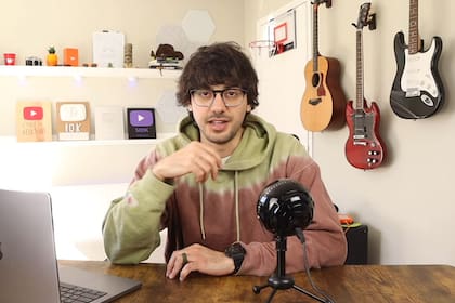 Un Youtuber probó durante un año cinco trabajos paralelos; en un video comentó cuál le fue más rentable
