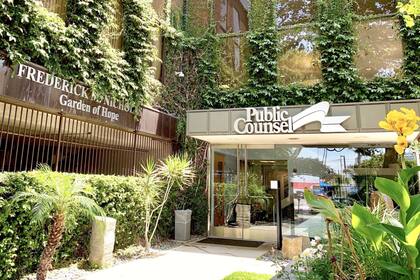 Una abogada de Public Counsel resolvió su caso