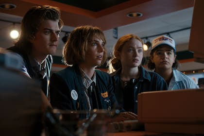 Una actriz de Stranger Things dijo que la serie “está maldita” y que la temporada final serán como ocho películas por lo larga