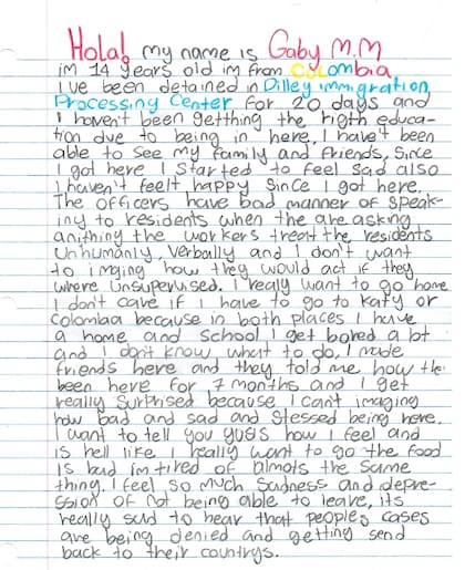 Una adolescente colombiana de 14 años, que residía en Houston antes de su arresto, describió sentir "tristeza y depresión" tras pasar 20 días incomunicada de sus amigos