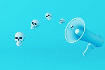 Una agente se puso en contacto inicialmente y compartí mi evidencia del abuso, pero solo escuché de ella semanas después cuando me dijo que se estaba cambiando de equipo, que mi caso estaba siendo pasado a otros y que no había habido ningún progreso.